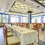 Rosalba Valentini Family Village Hotel 4*