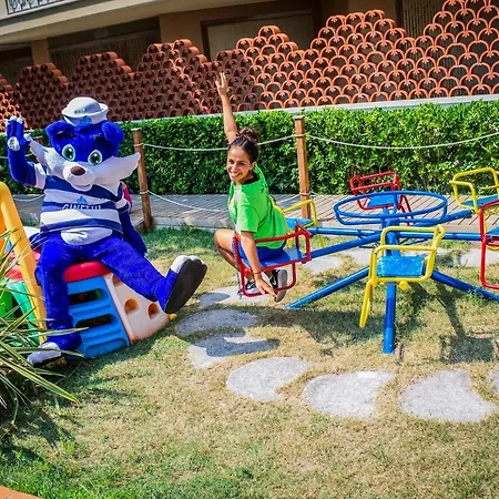 Rosalba - Valentini Family Village Otel